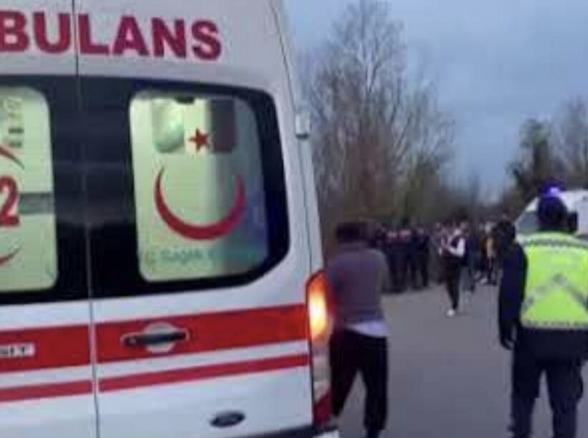 В Турции в ДТП с автобусом пострадали около 40 человек (видео)